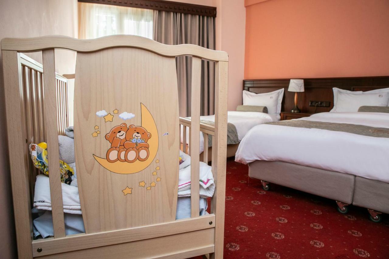 Hotel Pella Janicá Kültér fotó